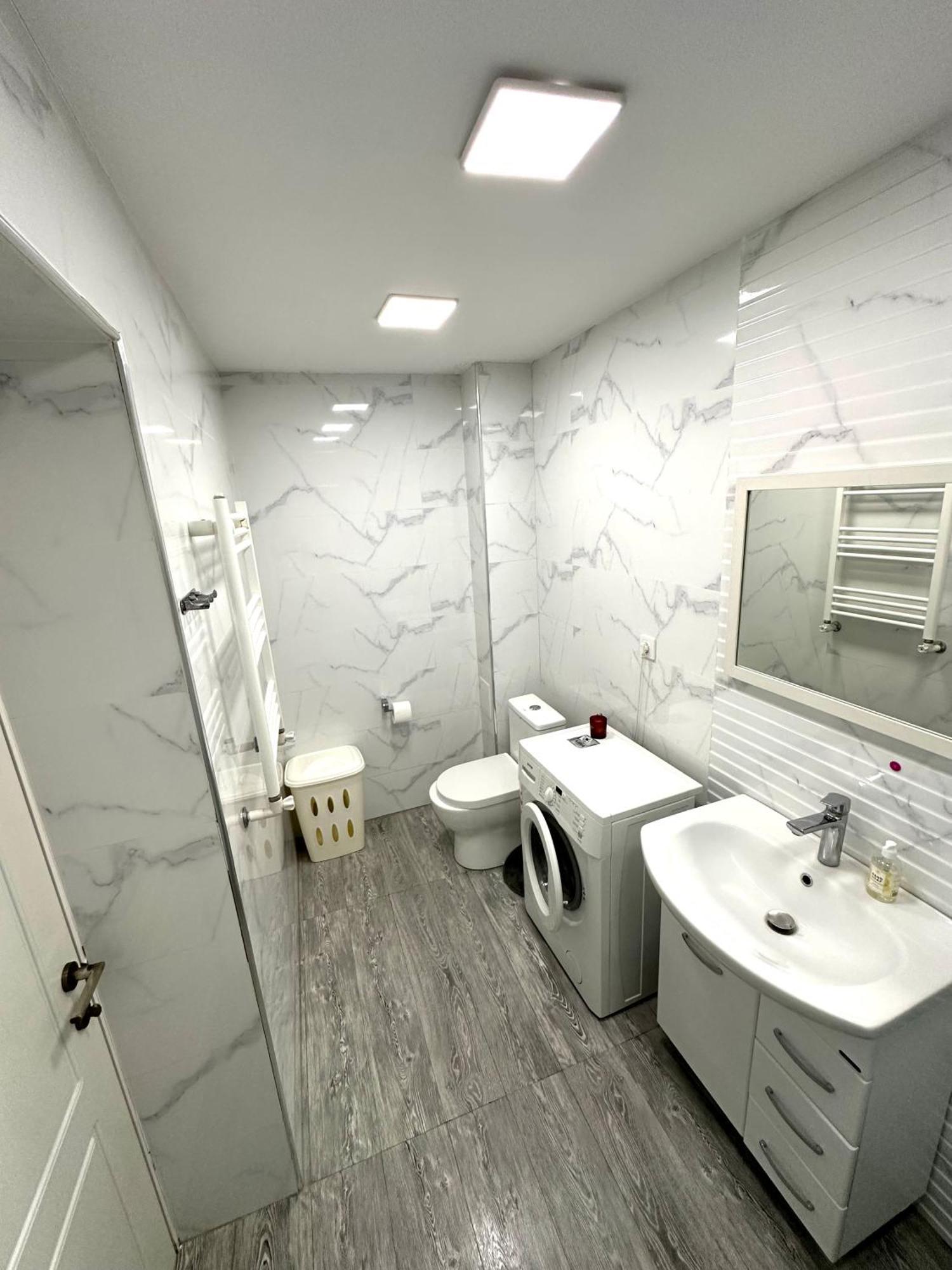 Beautiful Apartment In Yerevan) ภายนอก รูปภาพ