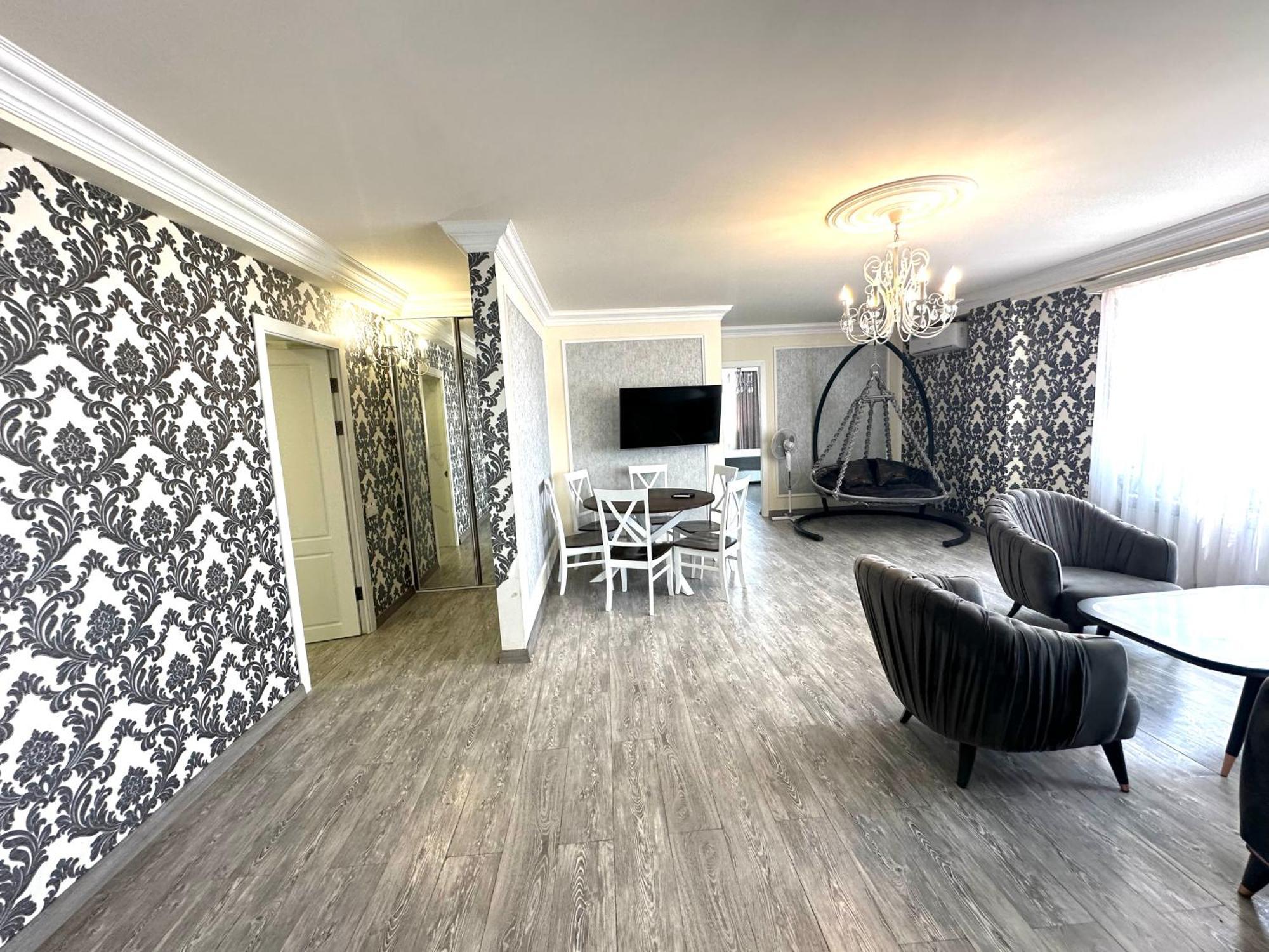 Beautiful Apartment In Yerevan) ภายนอก รูปภาพ